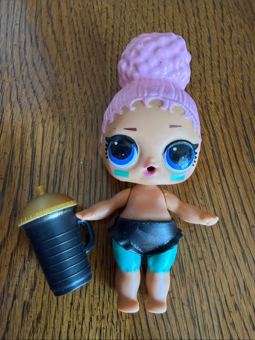 Touchdown L.O.L. Surprise! Doll Confetti Pop Series 3
